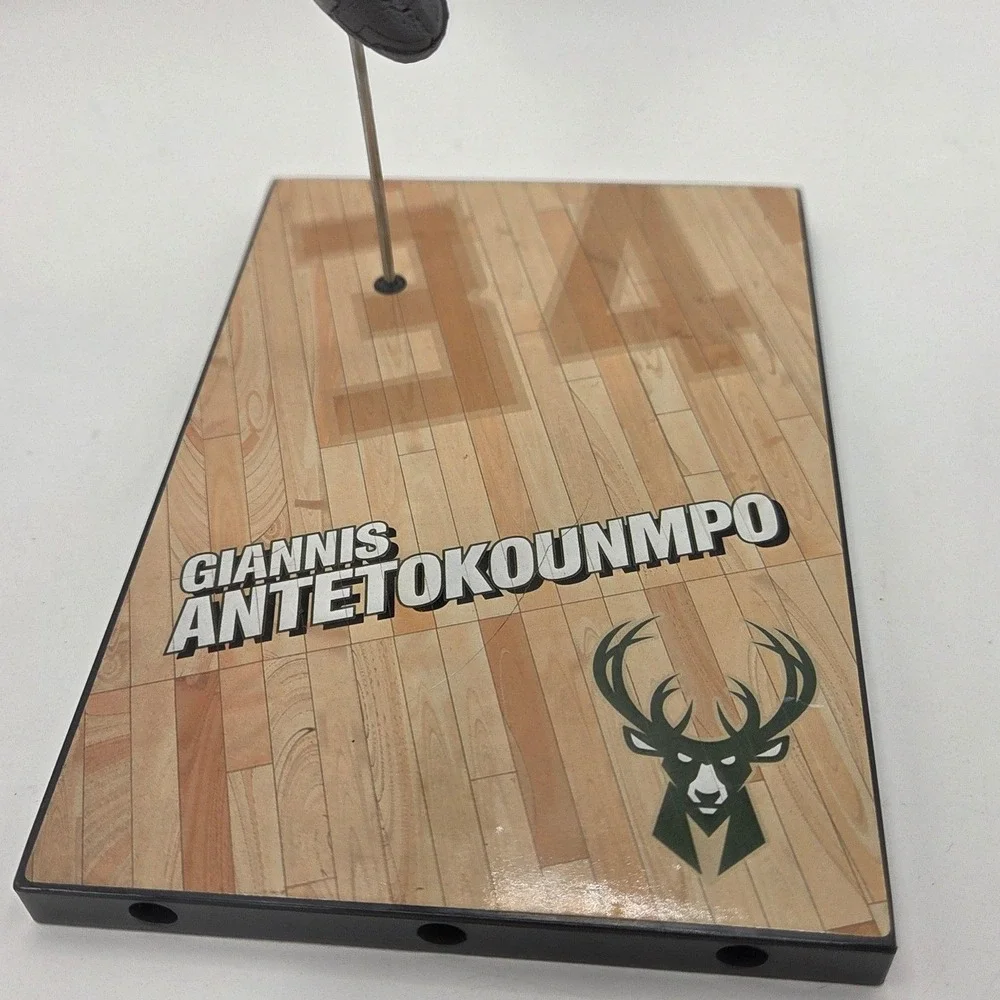 McFarlane Toys NBA Giannis Antetokounmpo Milwaukee Bucks Figure Dunking 34 Green